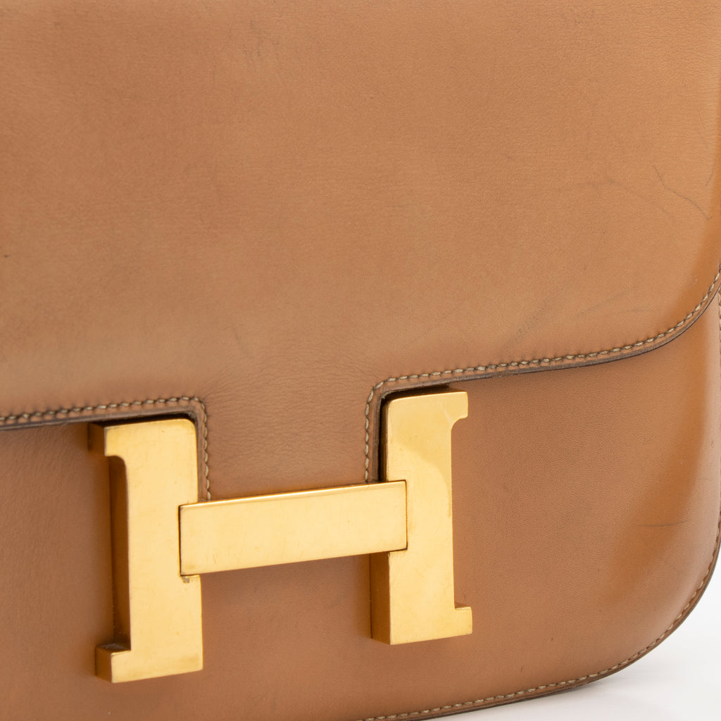 Hermes Vintage Dark Navy Constance 23 Gold H Handbag - LAR Vintage
